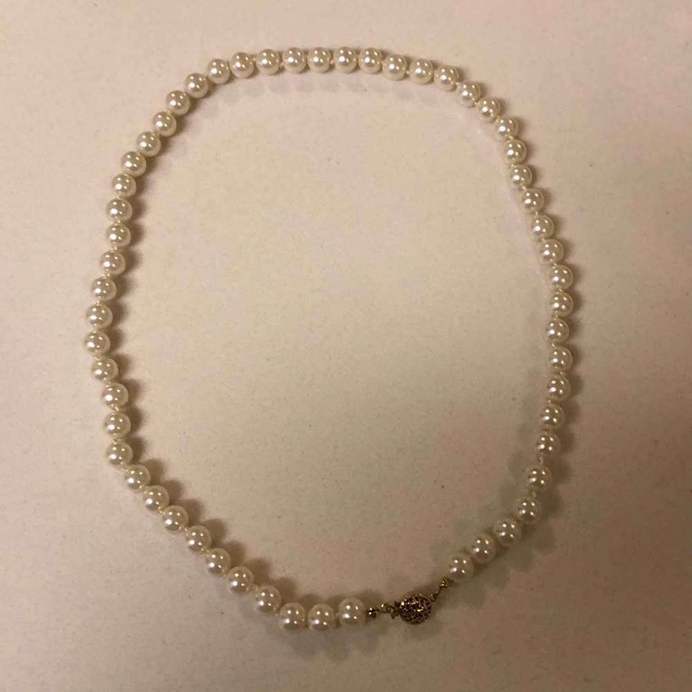 Pearl necklace